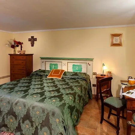Vila Petriolo Sleeps 14 Pool Air Con Wifi Fighille