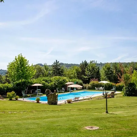 Petriolo Sleeps 14 Pool Air Con Wifi