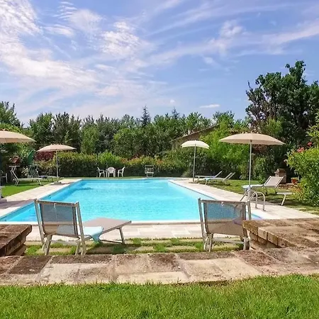 Petriolo Sleeps 14 Pool Air Con Wifi